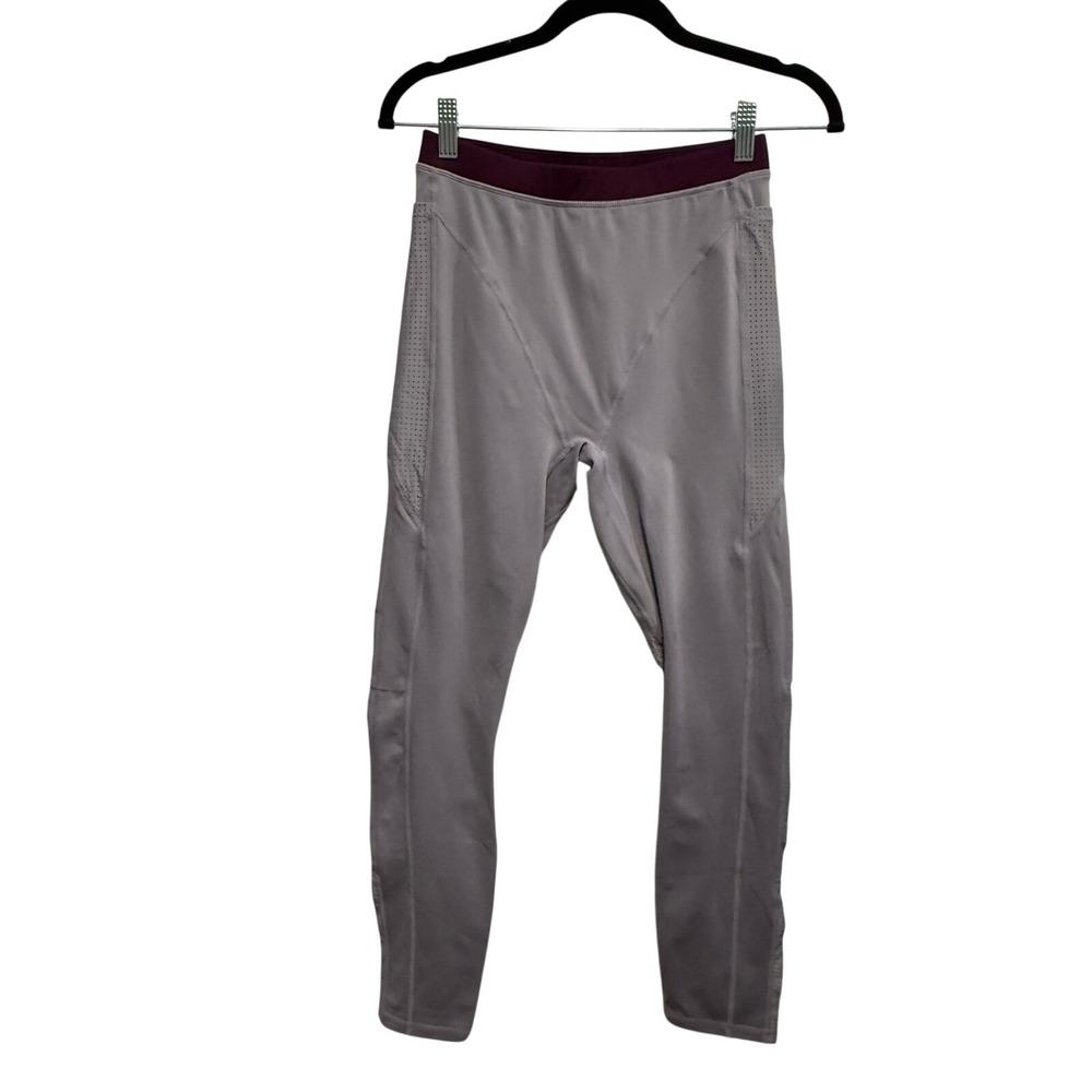 Fabletics Motion365 Spin Leggings M Lavender Purple‎ Perforated High Waist Crop